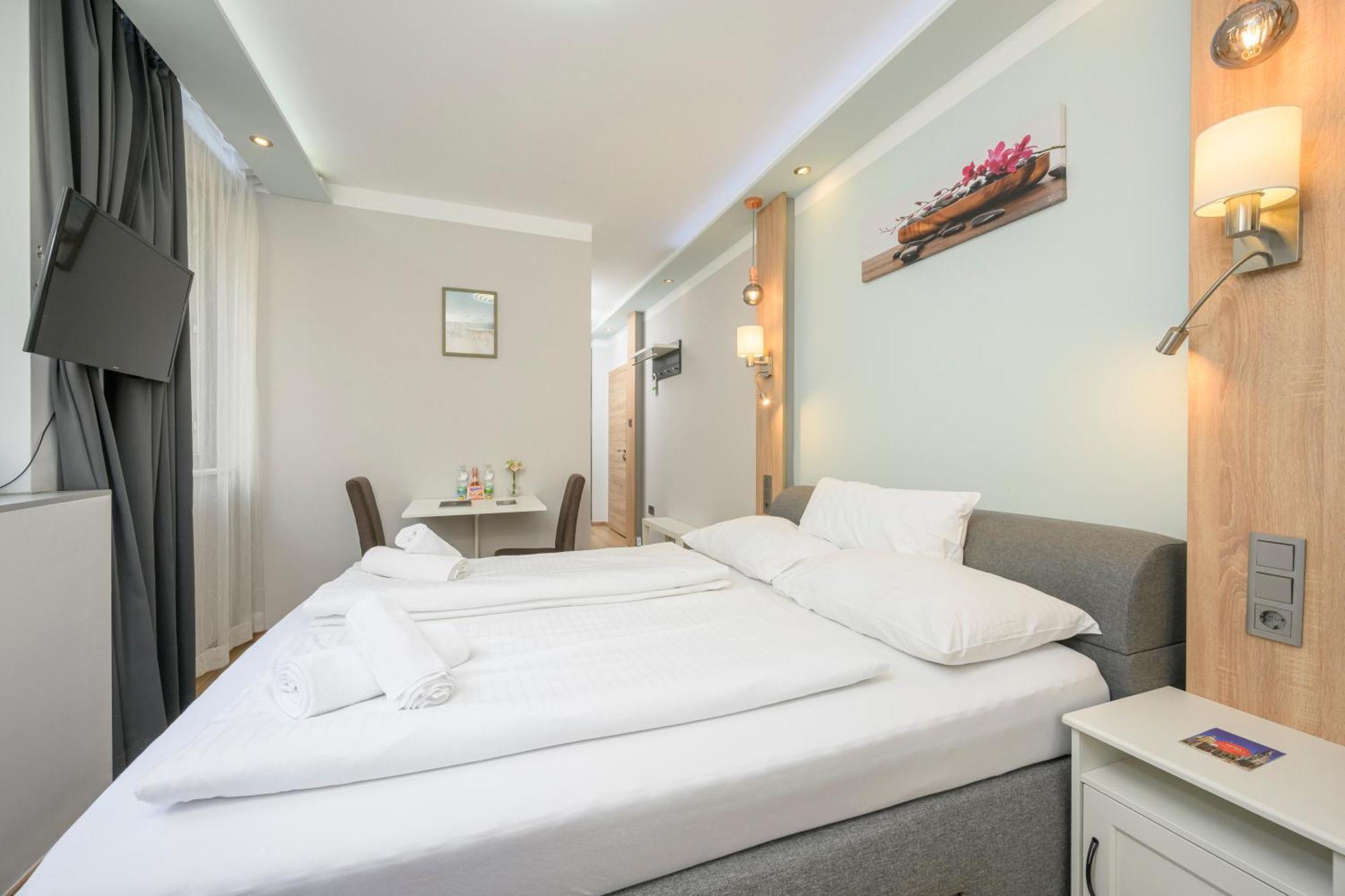 Elegance Palais Palffy Apartments Wiedeń Zewnętrze zdjęcie