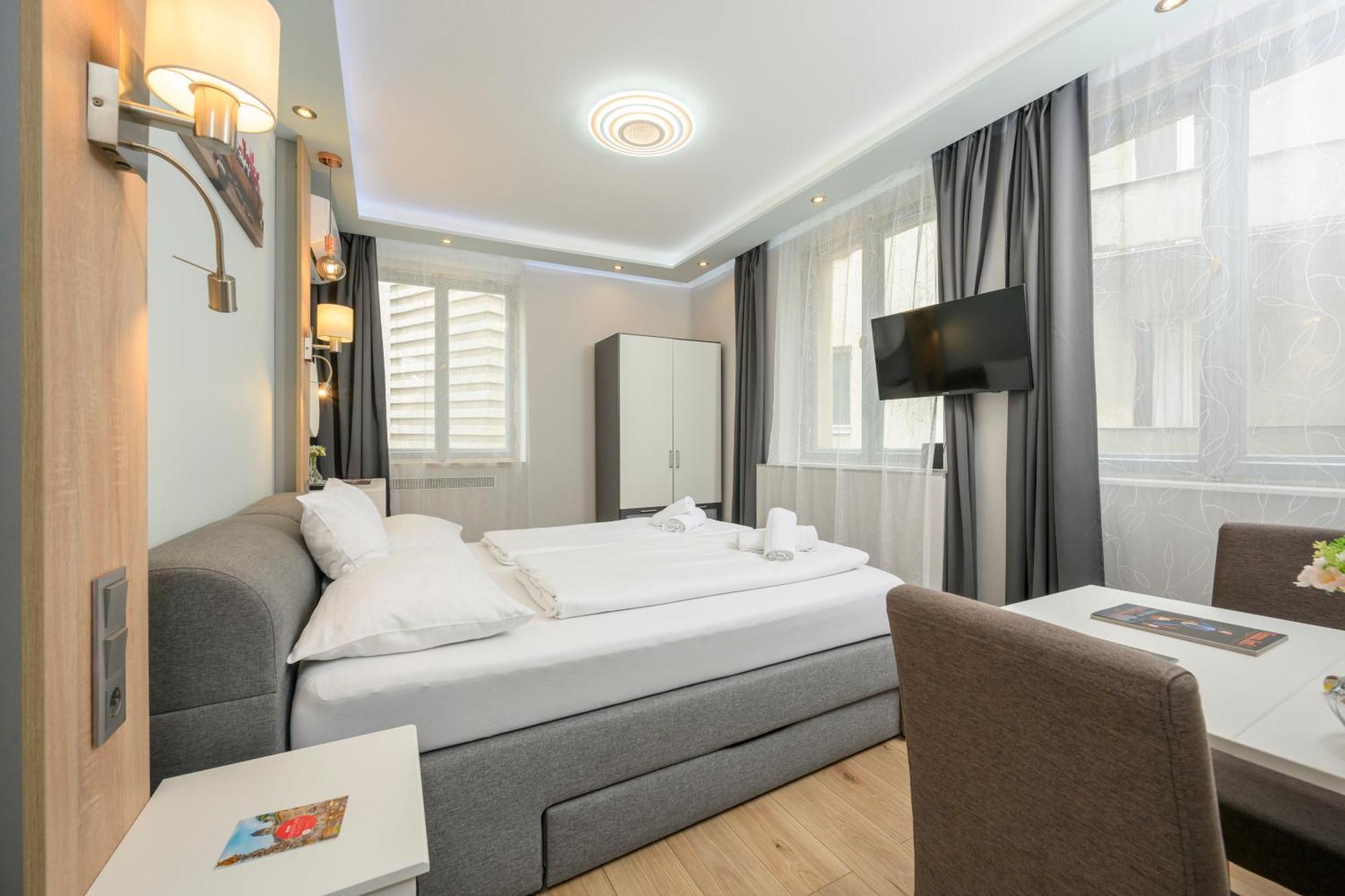 Elegance Palais Palffy Apartments Wiedeń Zewnętrze zdjęcie